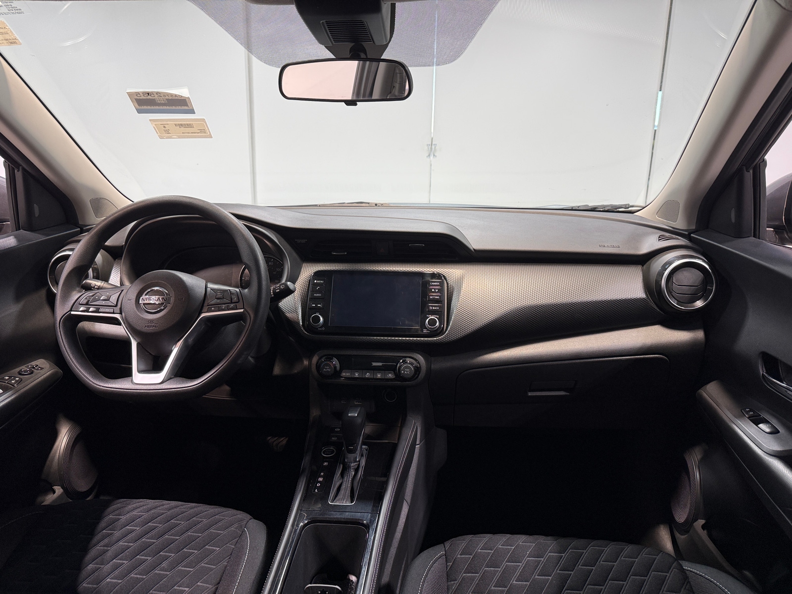 Thumbnail: 2021 Nissan Kicks - 3