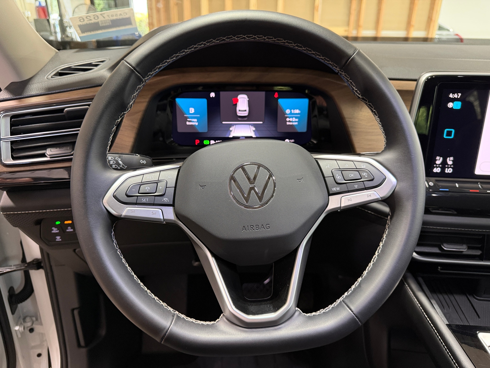 Thumbnail: 2026 Volkswagen Atlas - 4