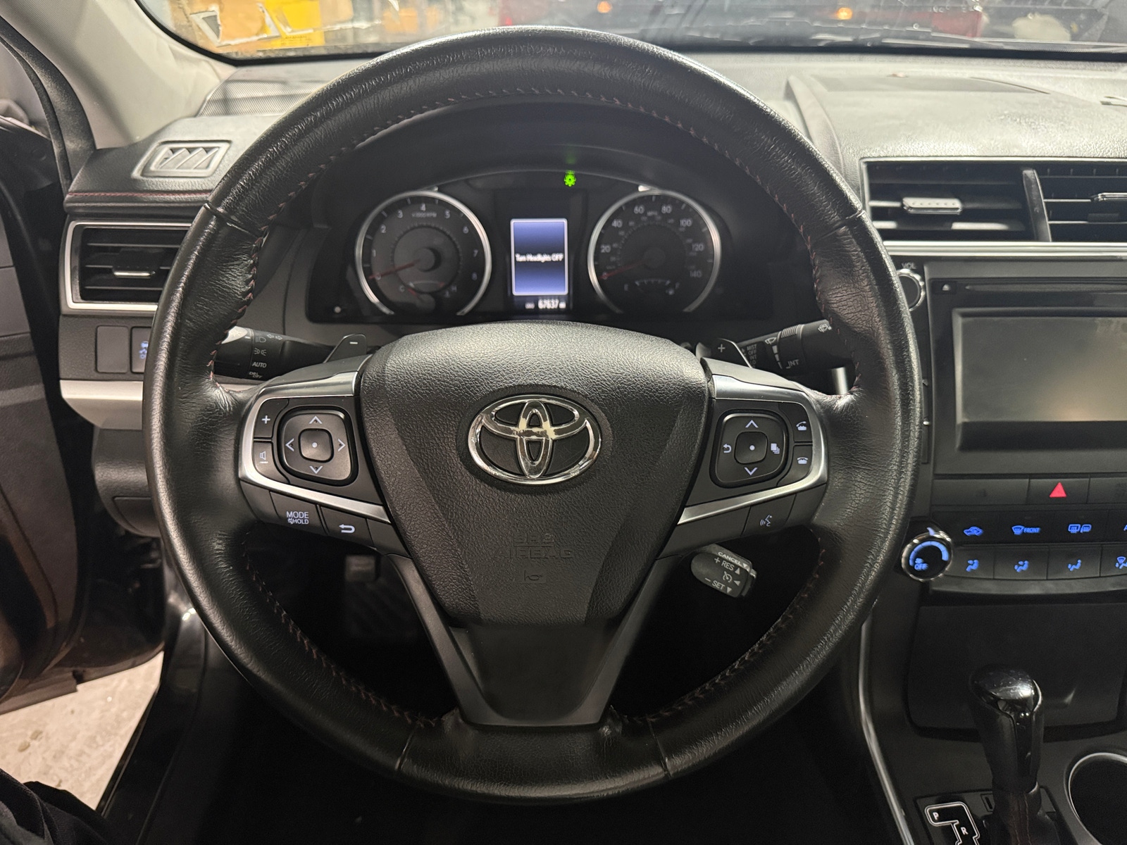 Thumbnail: 2017 Toyota Camry - 5
