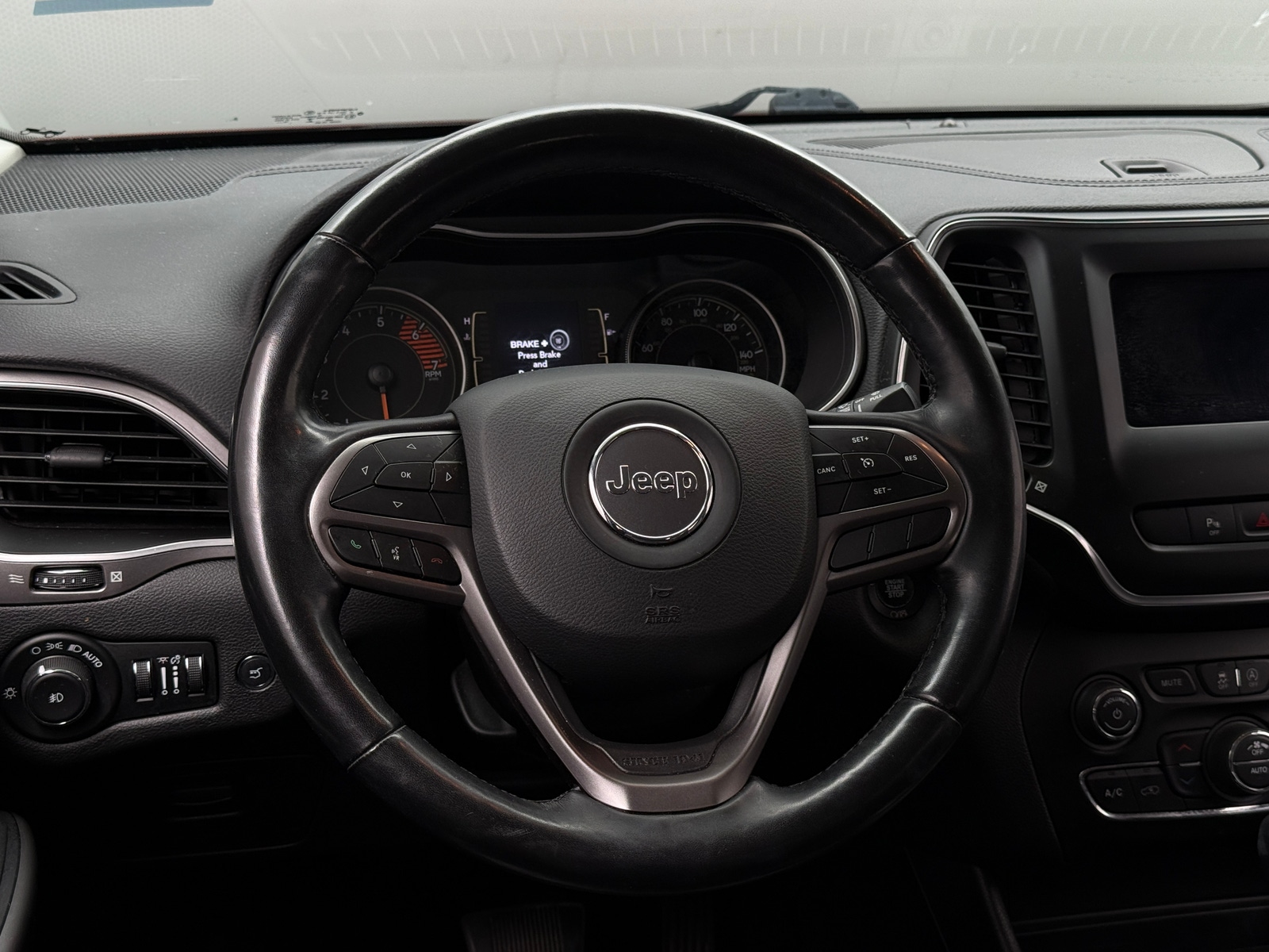 Thumbnail: 2020 Jeep Cherokee - 5