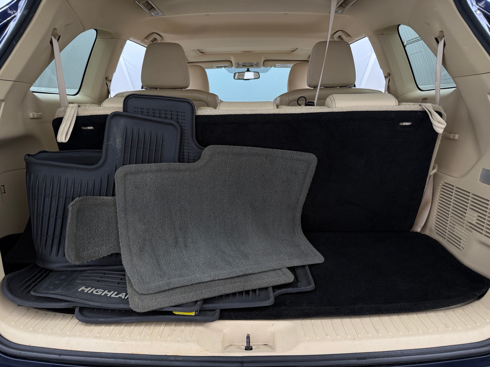 Thumbnail: 2016 Toyota Highlander - 6