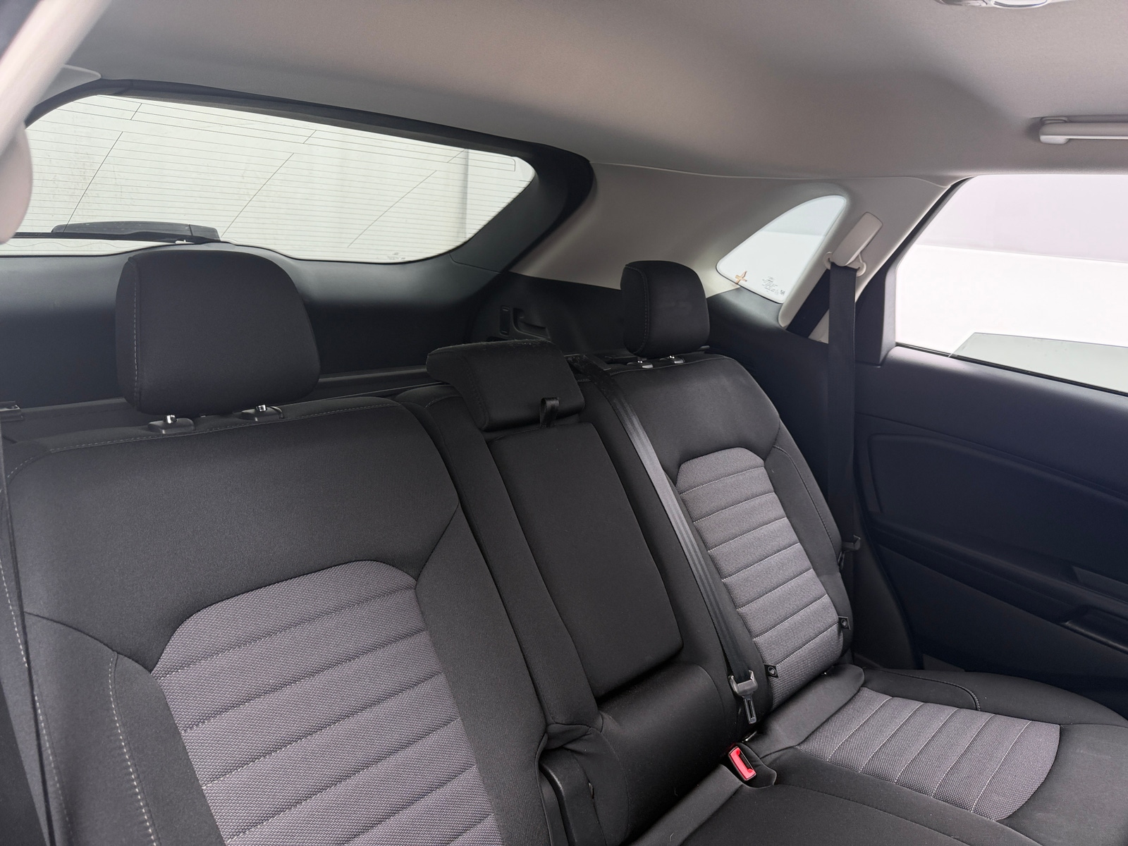 Thumbnail: 2021 Ford Edge - 6