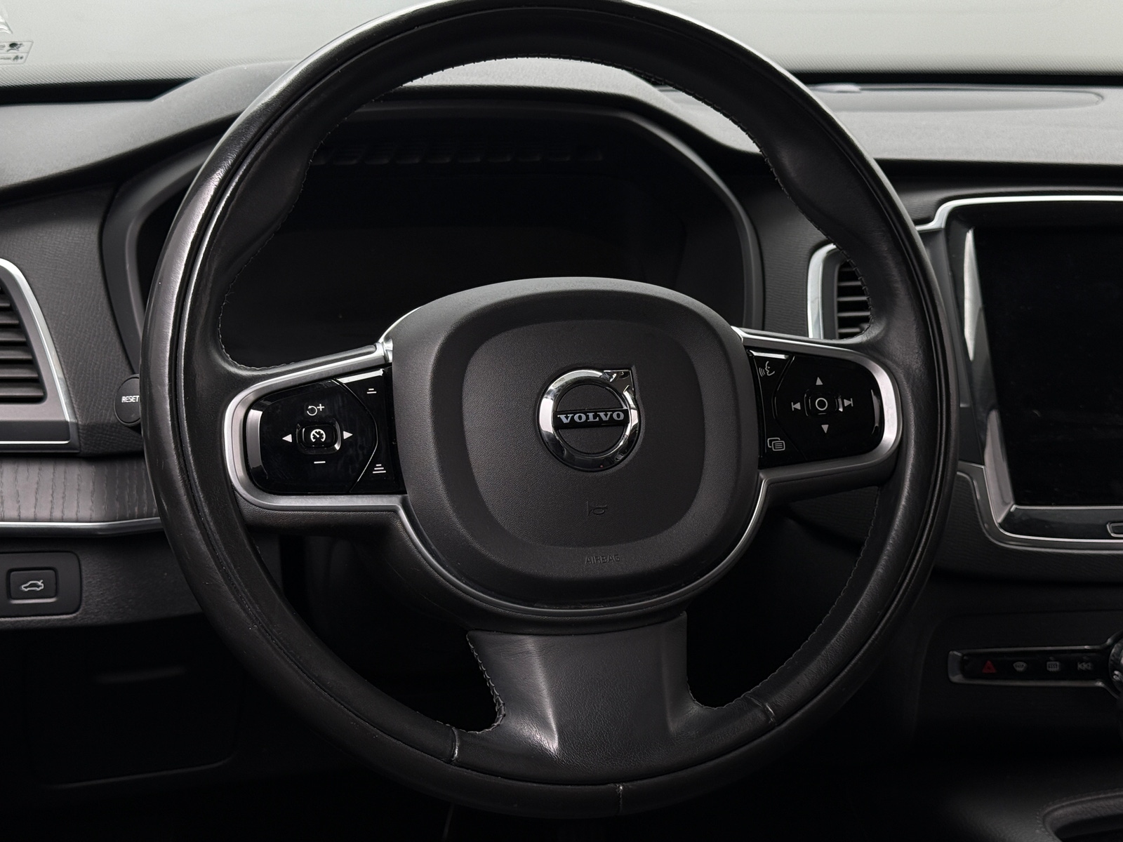 Thumbnail: 2020 Volvo XC90 - 5