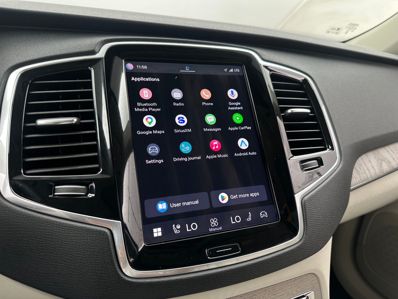Thumbnail: 2025 Volvo XC90 - 3