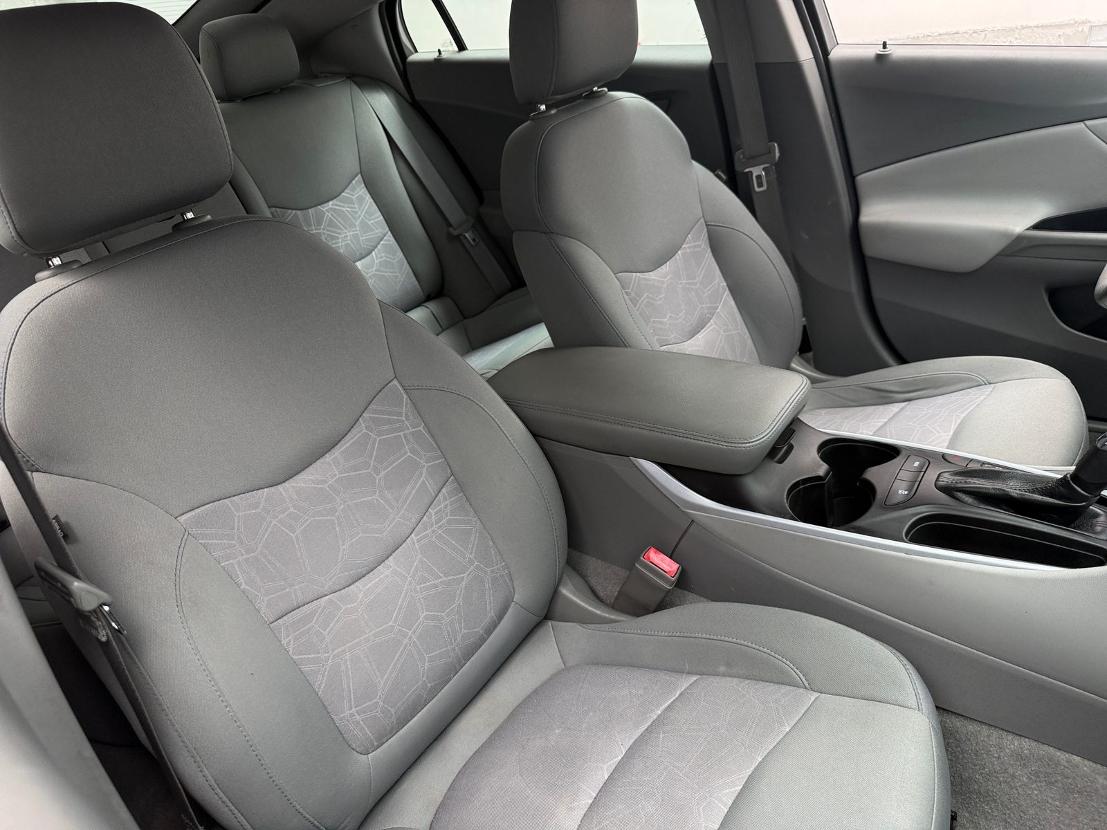 Thumbnail: 2018 Chevrolet Volt - 2