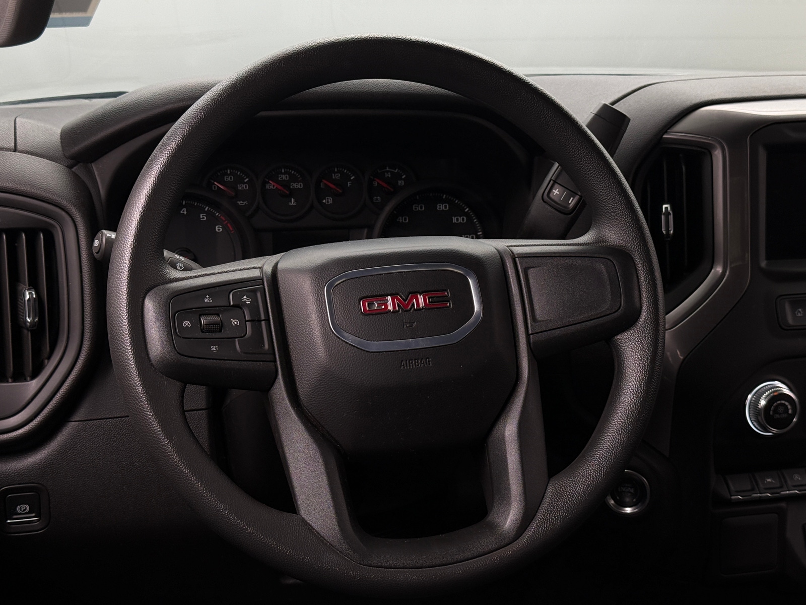 Thumbnail: 2025 GMC Sierra 1500 - 4