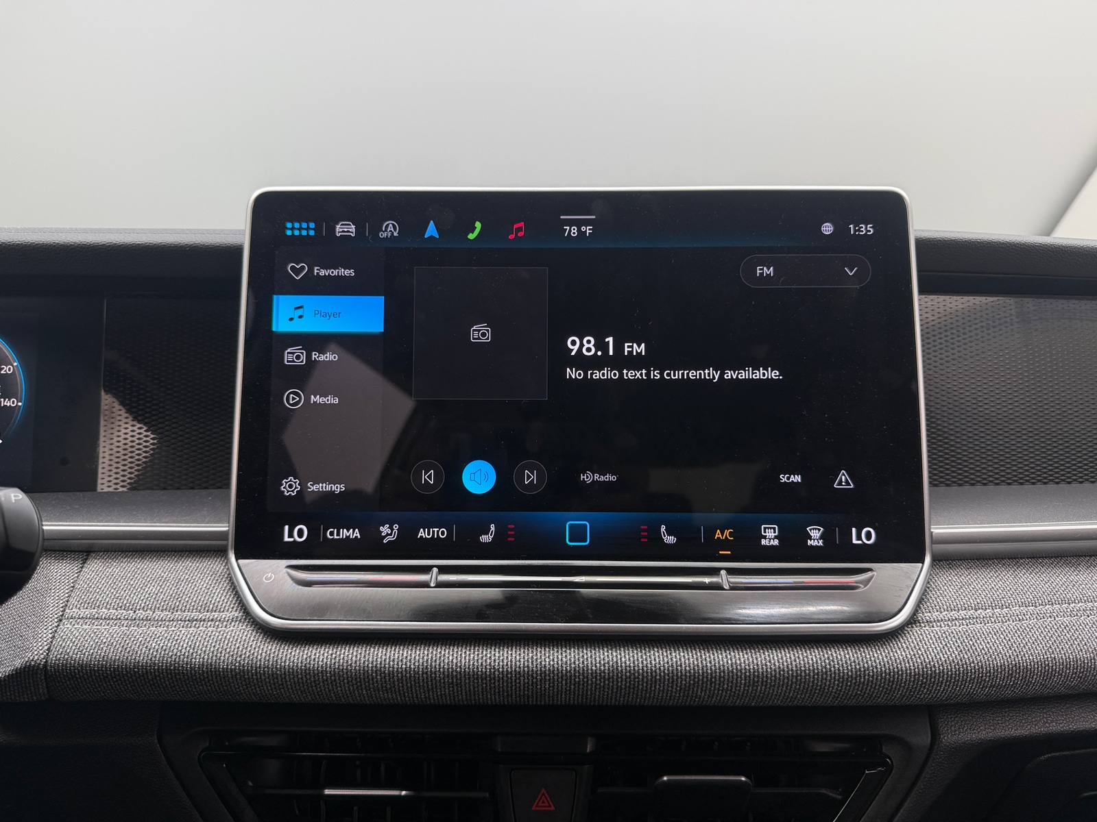 Thumbnail: 2025 Volkswagen Tiguan - 4
