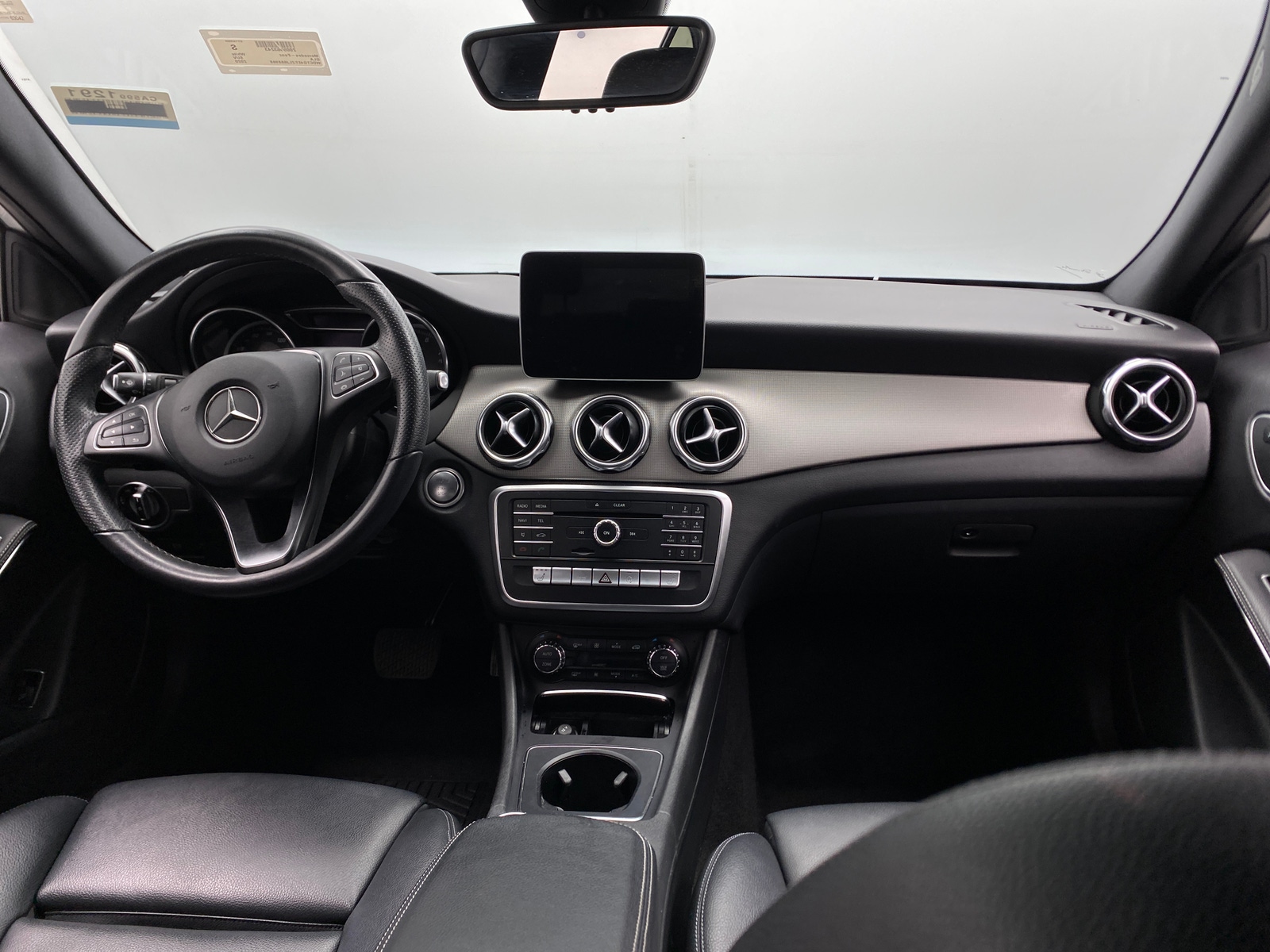Thumbnail: 2020 Mercedes-Benz GLA - 2
