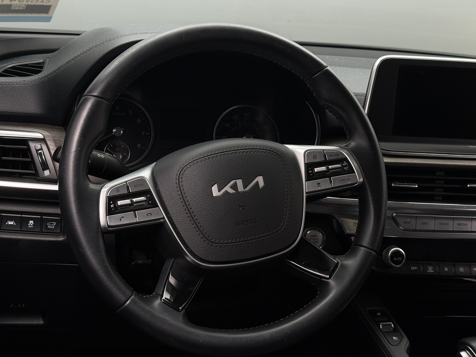 Thumbnail: 2022 Kia Telluride - 4