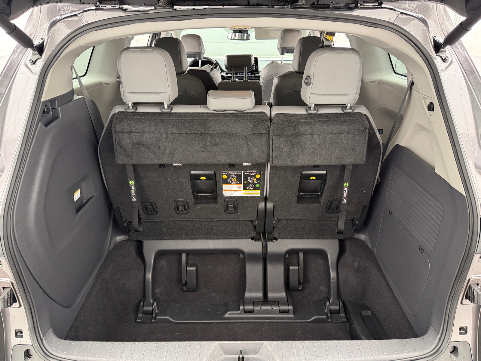 Thumbnail: 2022 Toyota Sienna - 6