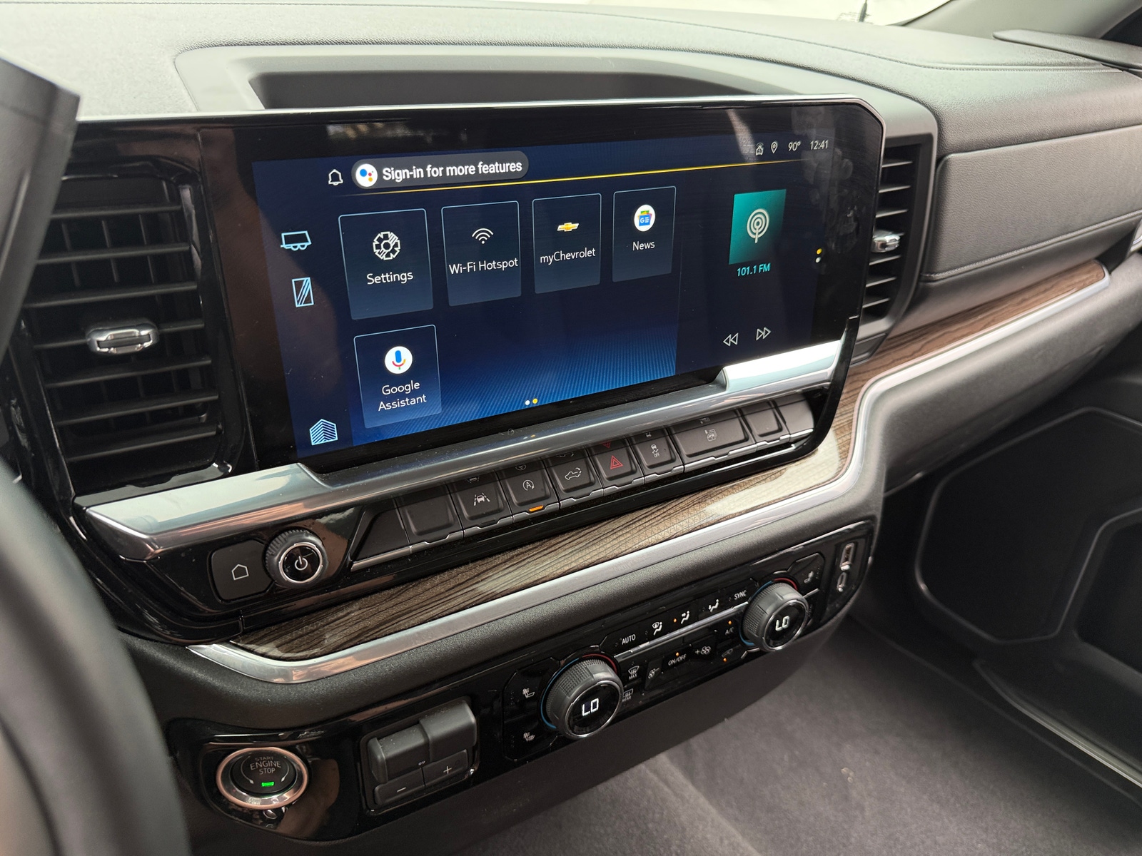 Thumbnail: 2026 Chevrolet Silverado 1500 - 4