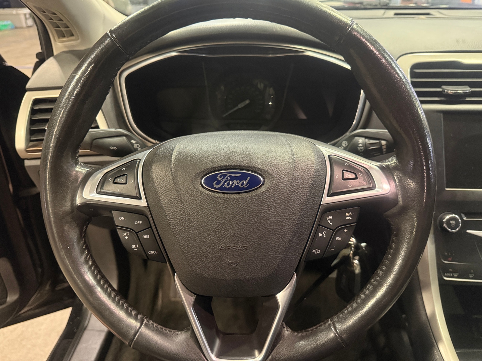 Thumbnail: 2014 Ford Fusion - 5