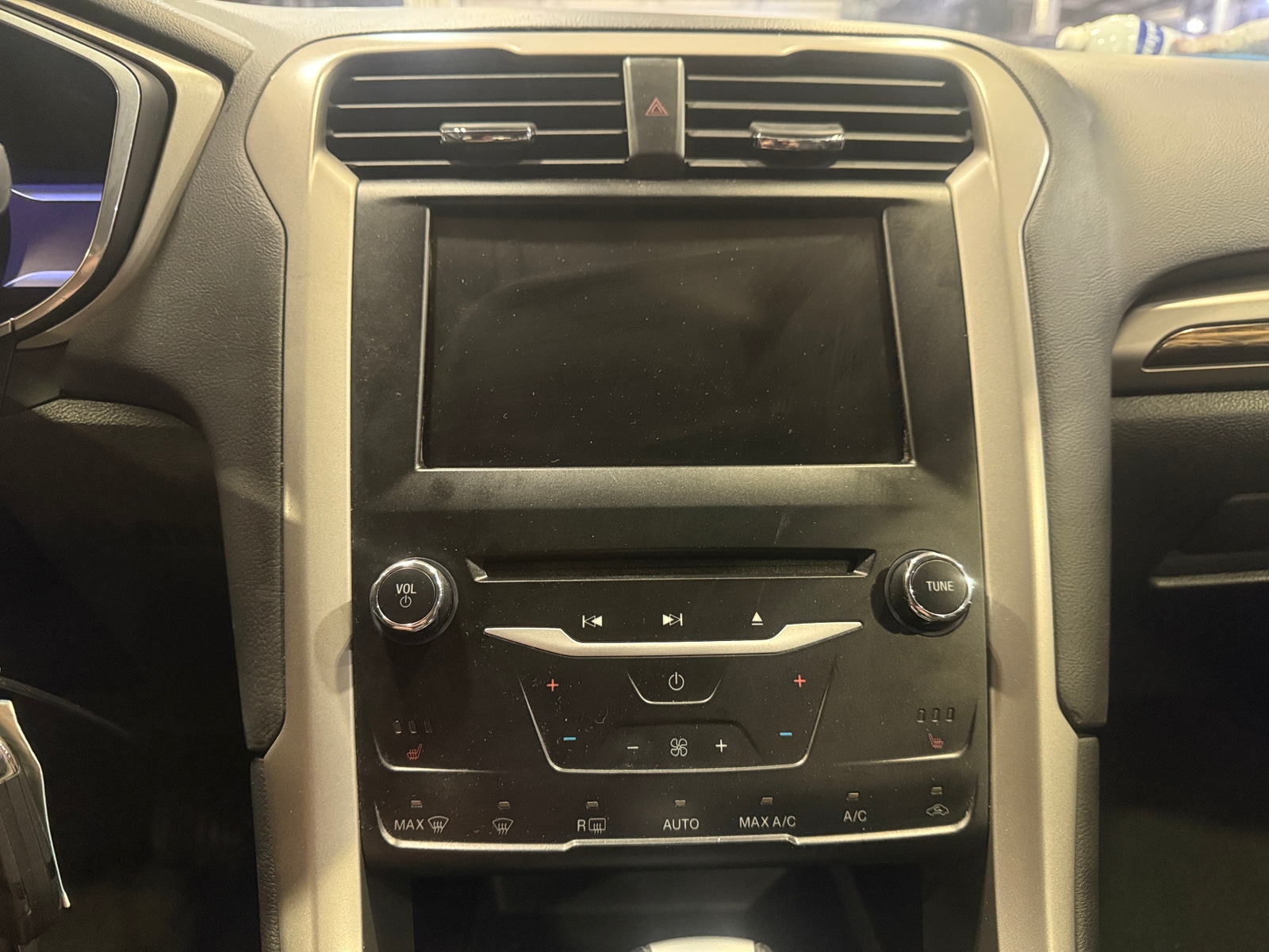 Thumbnail: 2014 Ford Fusion - 4