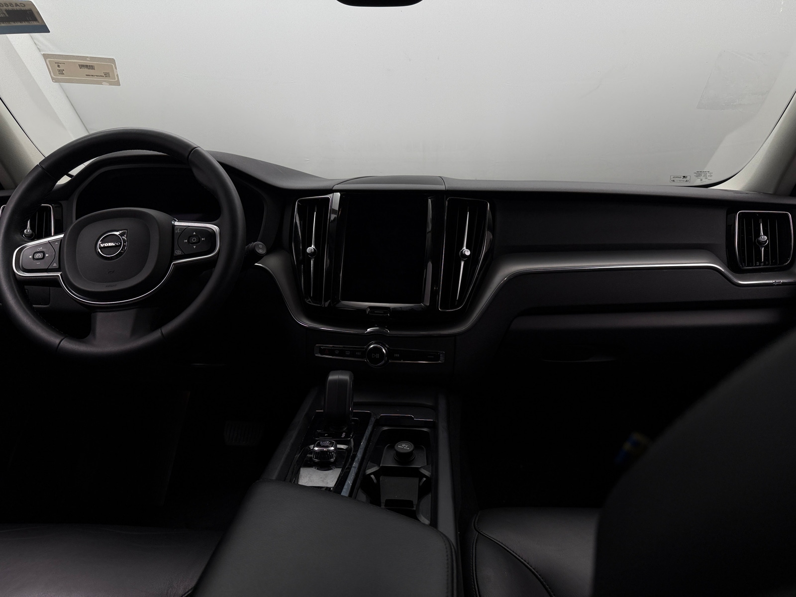Thumbnail: 2023 Volvo XC60 - 3