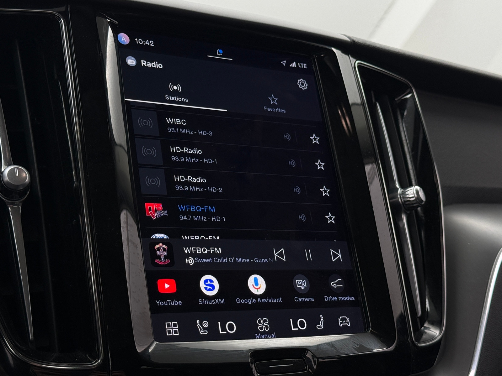 Thumbnail: 2023 Volvo XC60 - 4