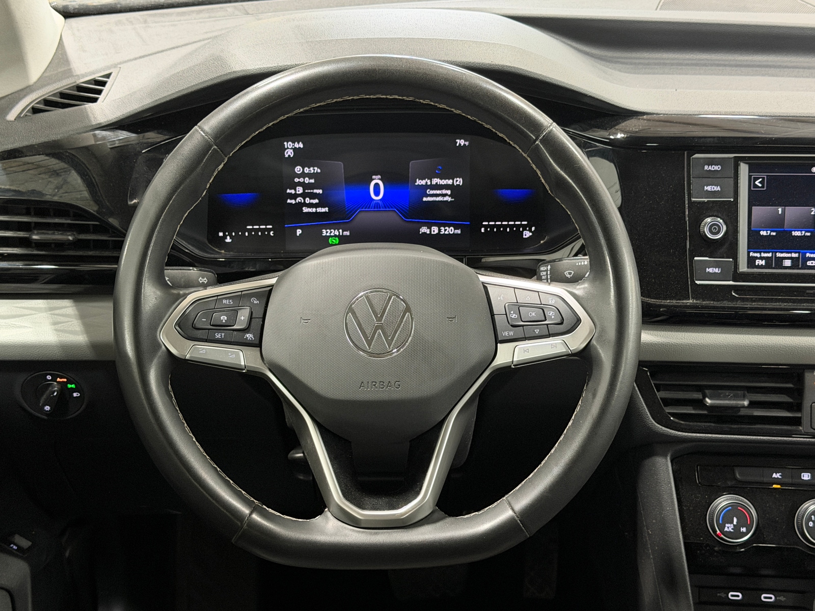 Thumbnail: 2024 Volkswagen Taos - 5
