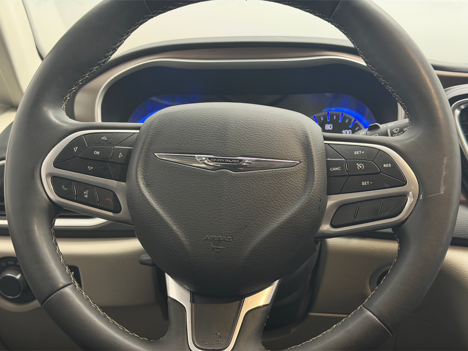 Thumbnail: 2024 Chrysler Voyager - 5