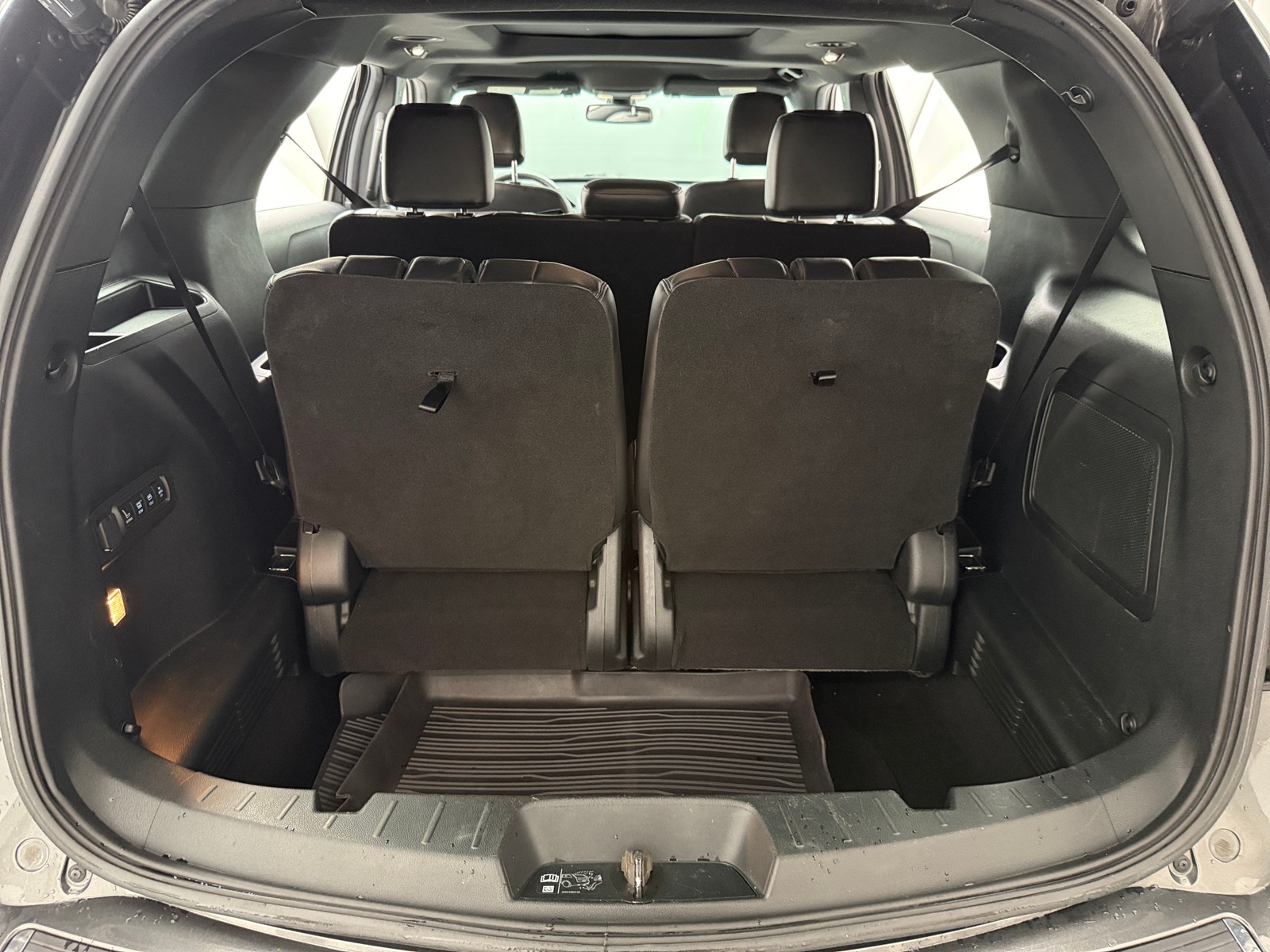 Thumbnail: 2019 Ford Explorer - 6