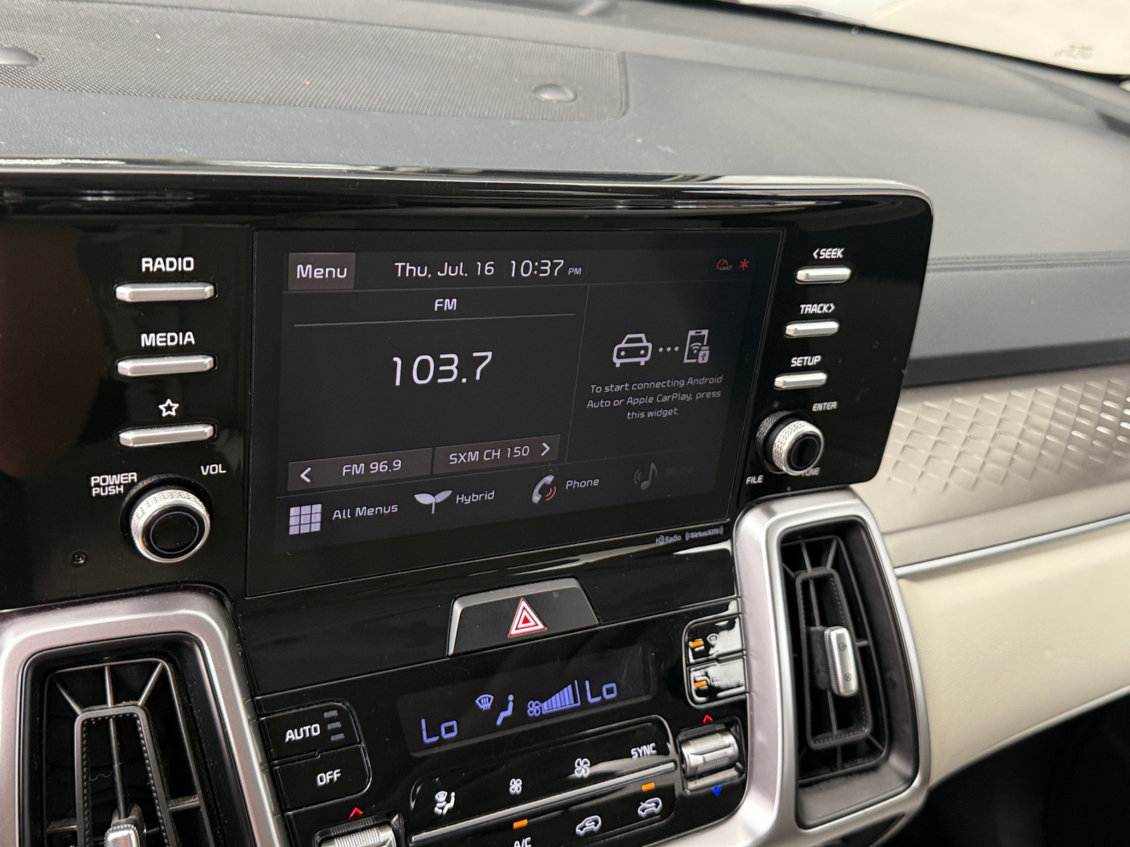 Thumbnail: 2021 Kia Sorento - 3