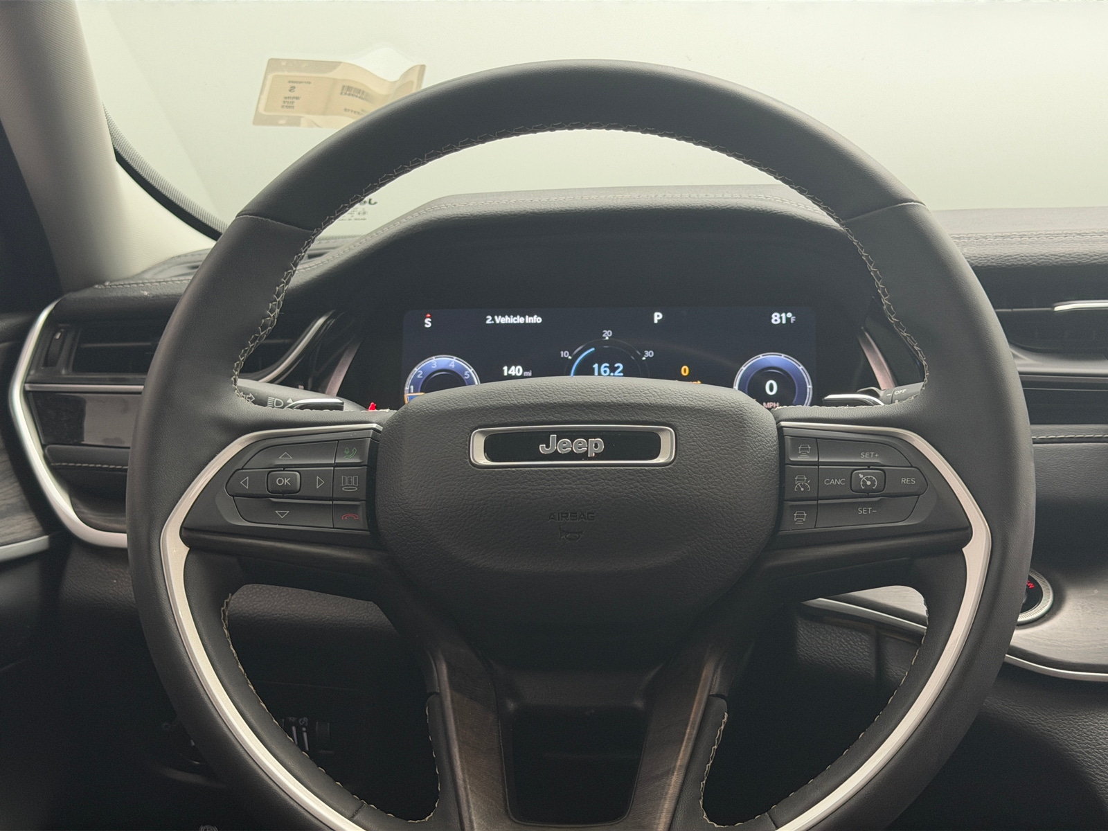 Thumbnail: 2023 Jeep Grand Cherokee - 4