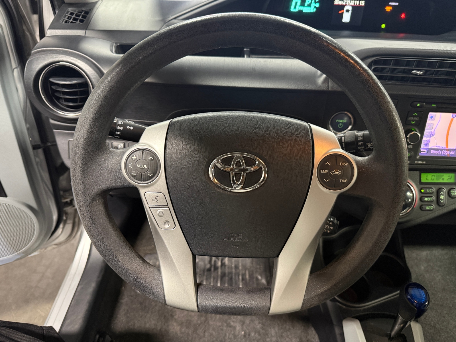 Thumbnail: 2013 Toyota Prius c - 5