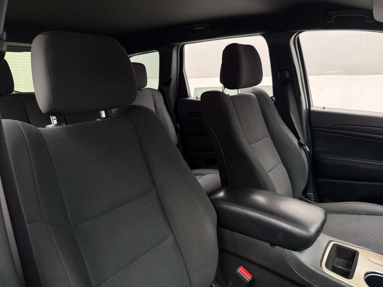 Thumbnail: 2015 Jeep Grand Cherokee - 2