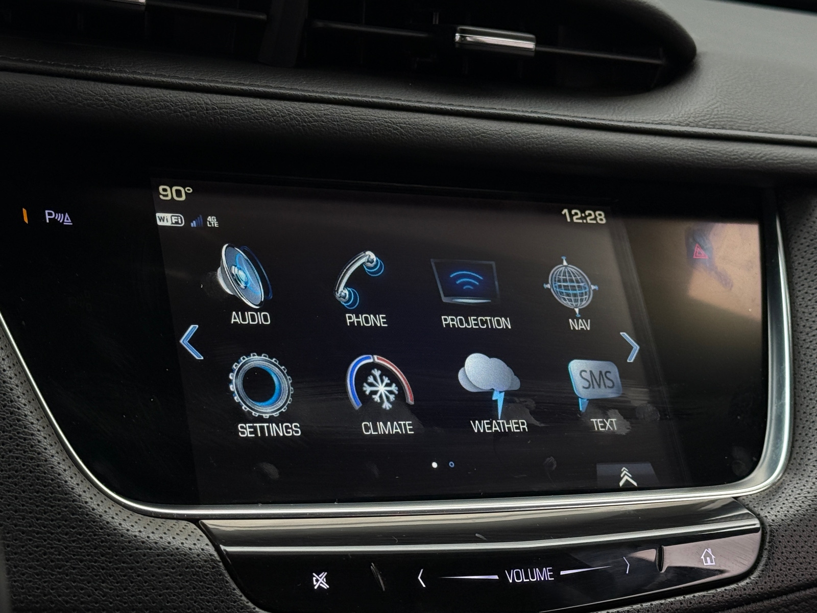 Thumbnail: 2018 Cadillac XT5 - 3