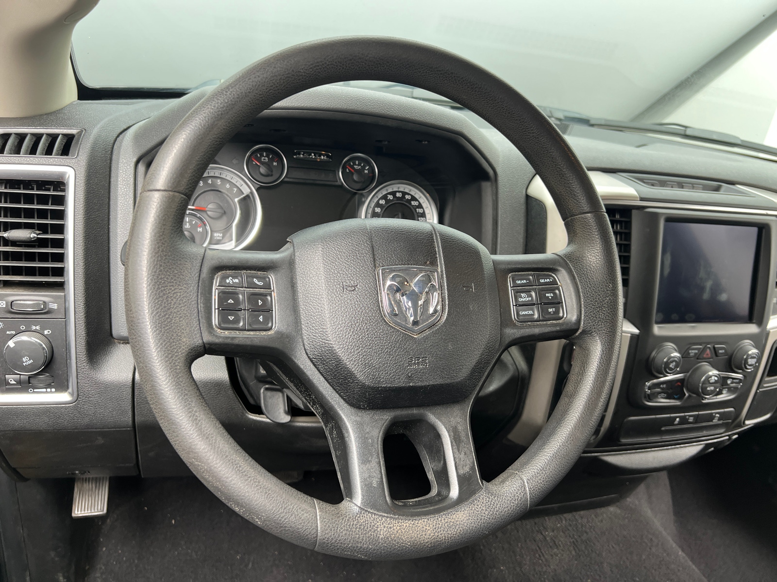 Thumbnail: 2020 RAM 1500 Classic - 5