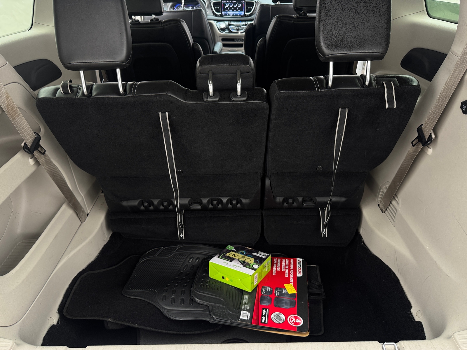 Thumbnail: 2024 Chrysler Pacifica - 6