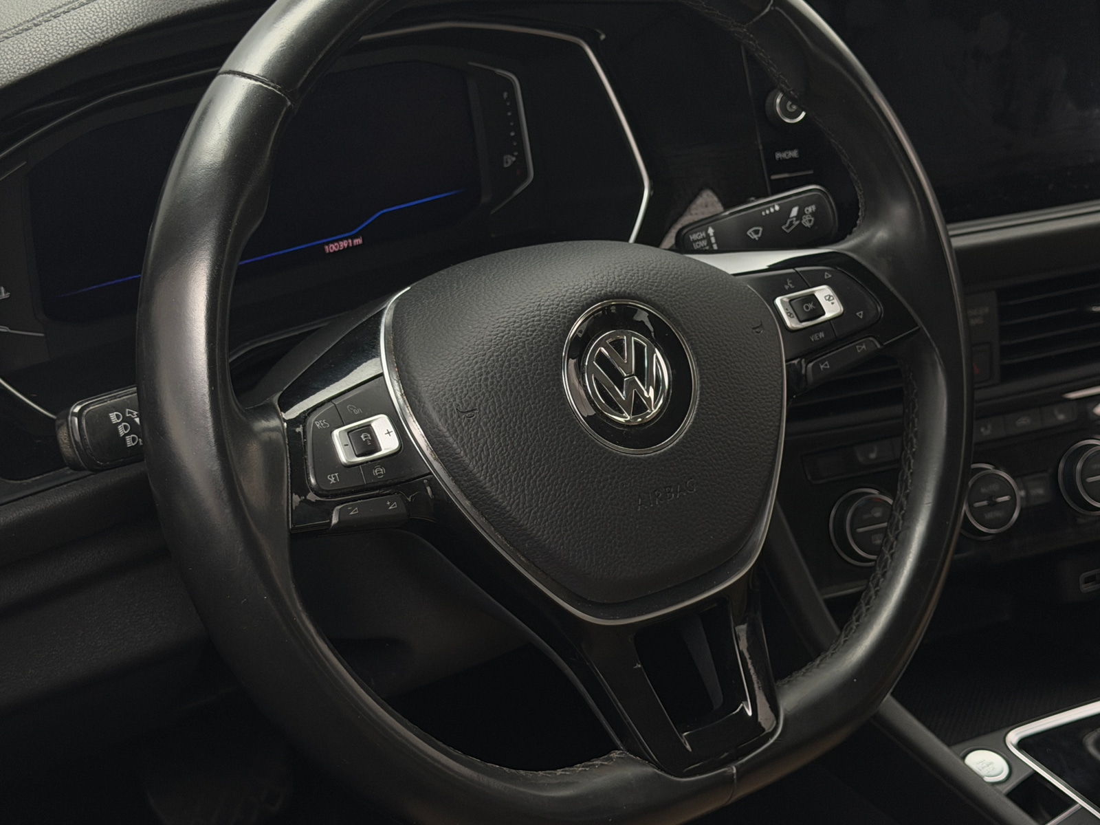 Thumbnail: 2019 Volkswagen Jetta - 4