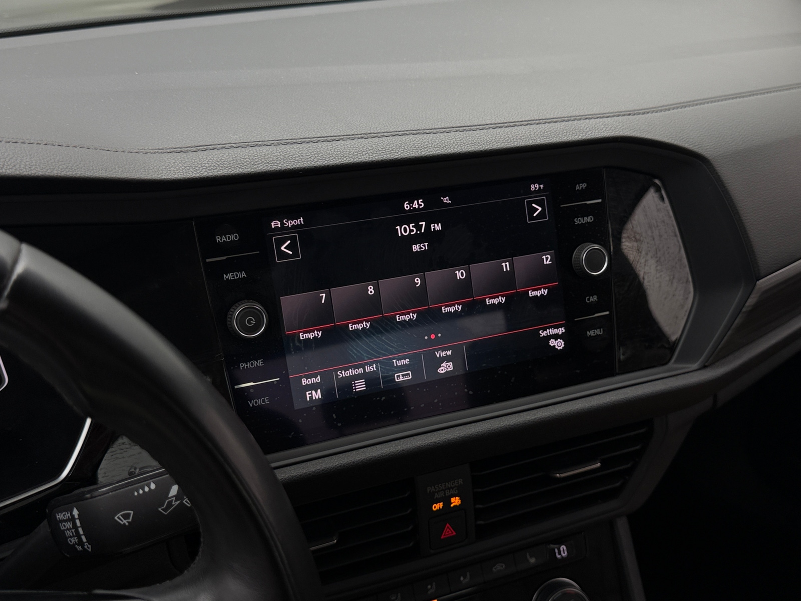 Thumbnail: 2019 Volkswagen Jetta - 3