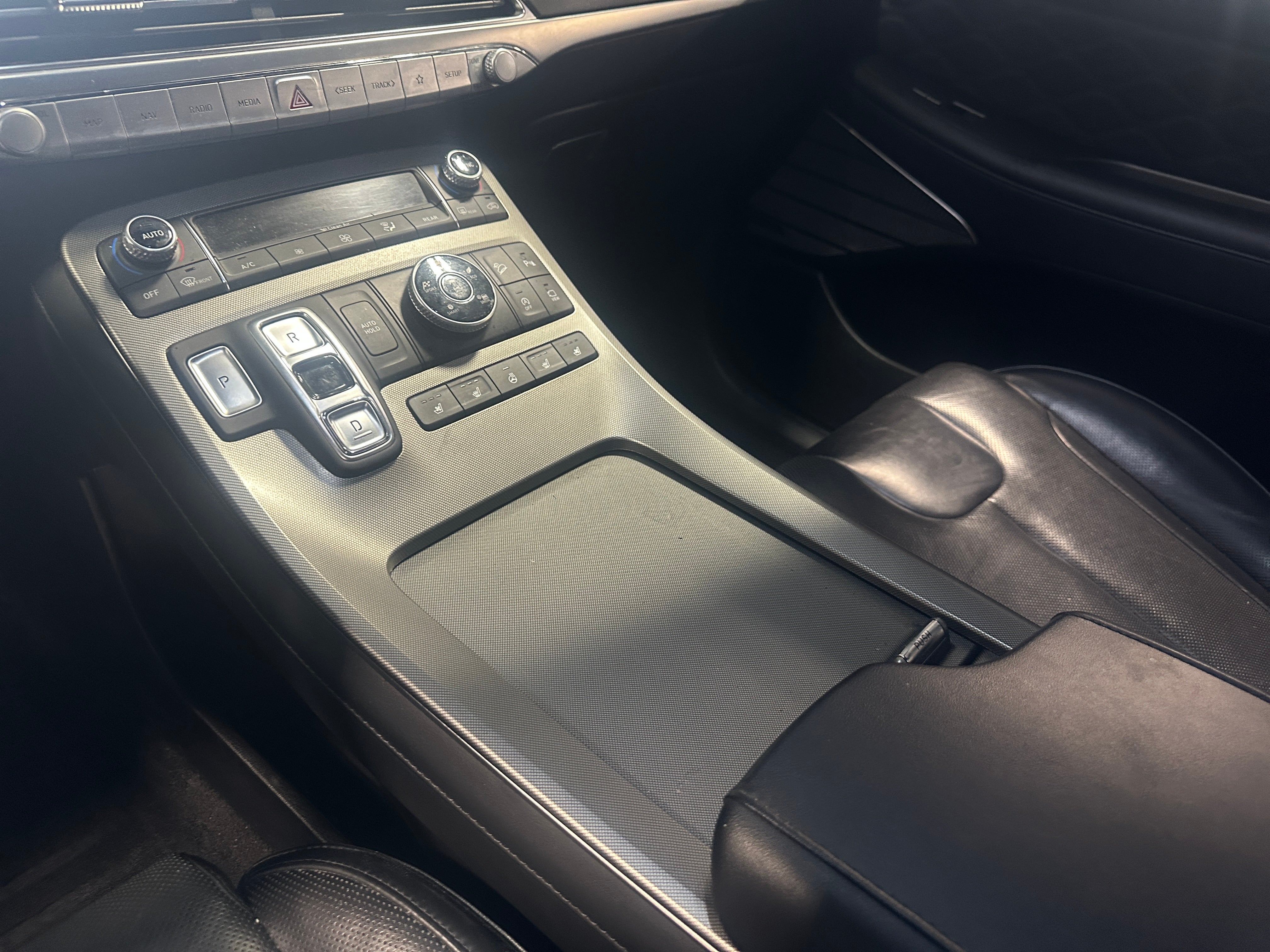 2020 Hyundai Palisade Limited - Photo 9
