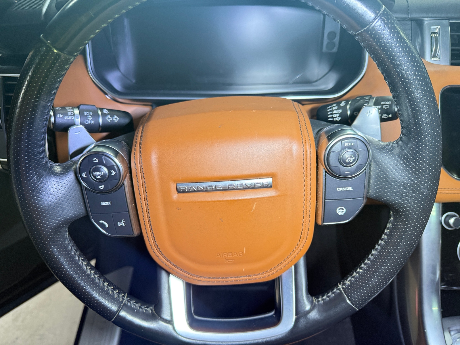 Thumbnail: 2017 Land Rover Range Rover Sport - 4
