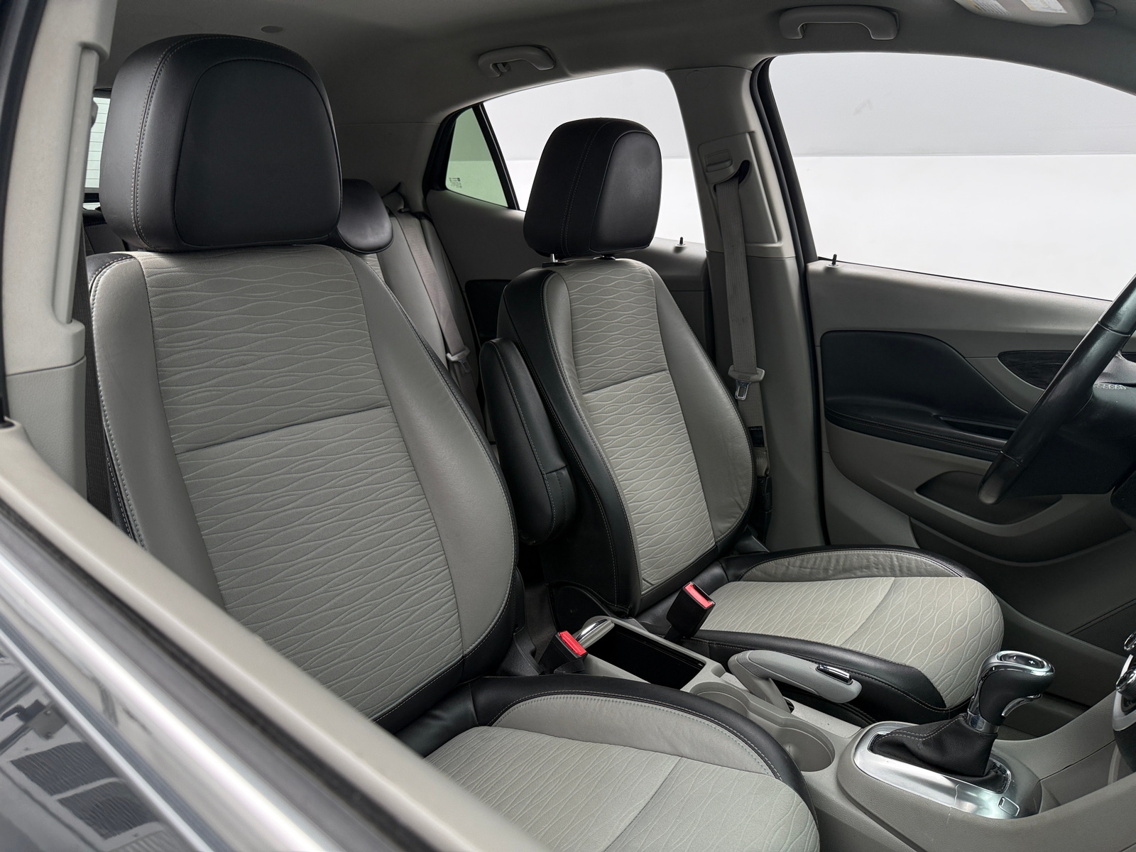 Thumbnail: 2016 Buick Encore - 2