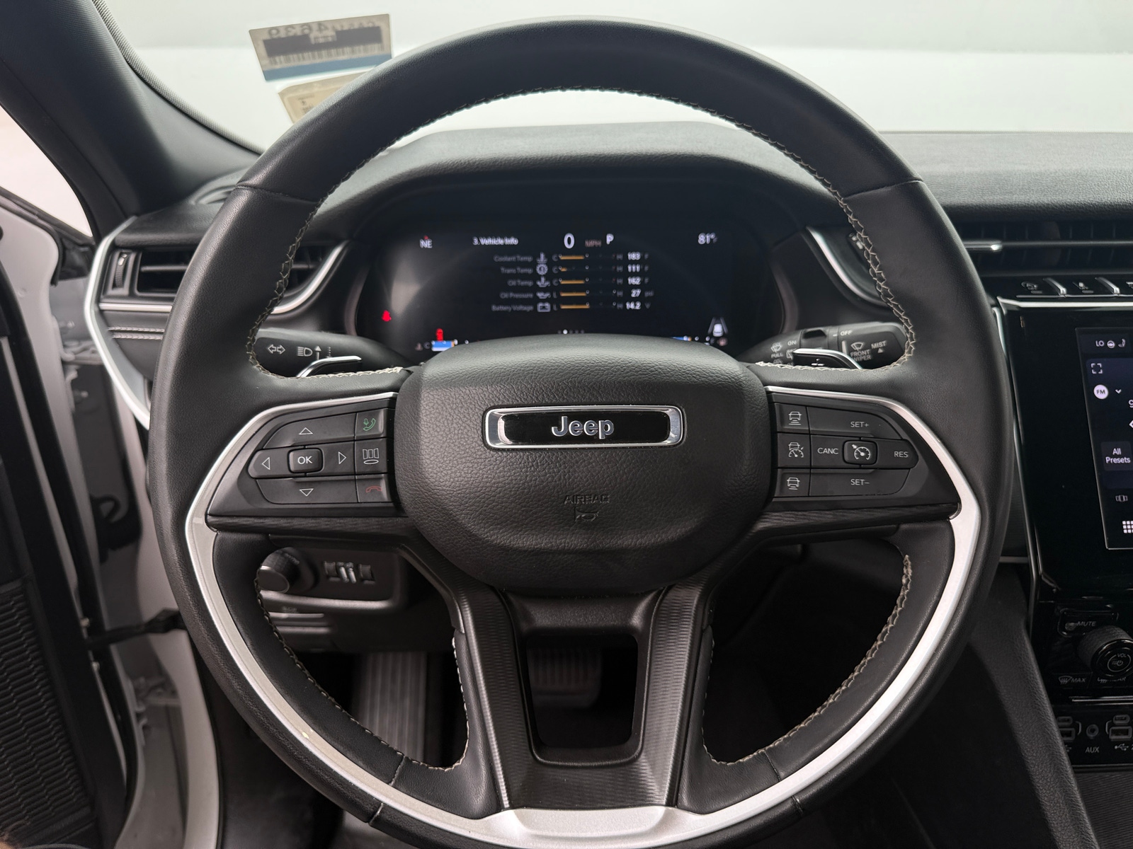 Thumbnail: 2024 Jeep Grand Cherokee - 4
