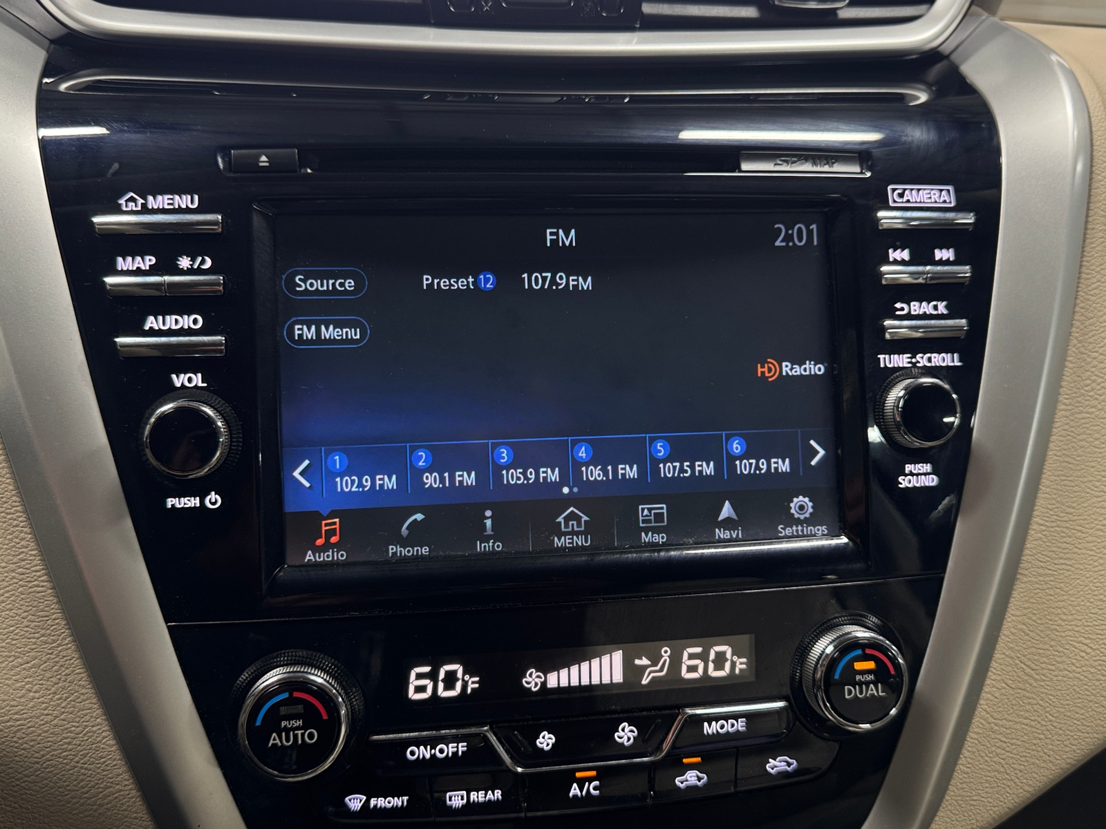 Thumbnail: 2015 Nissan Murano - 3