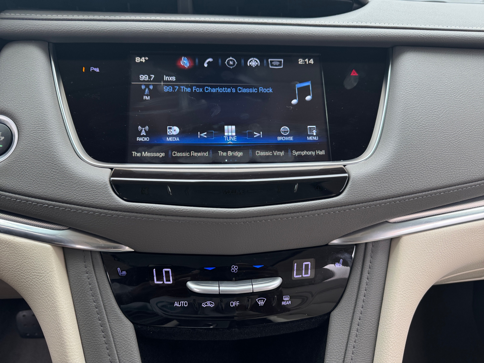 Thumbnail: 2018 Cadillac XT5 - 3