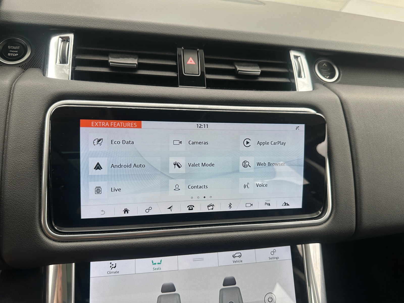 Thumbnail: 2020 Land Rover Range Rover Sport - 3
