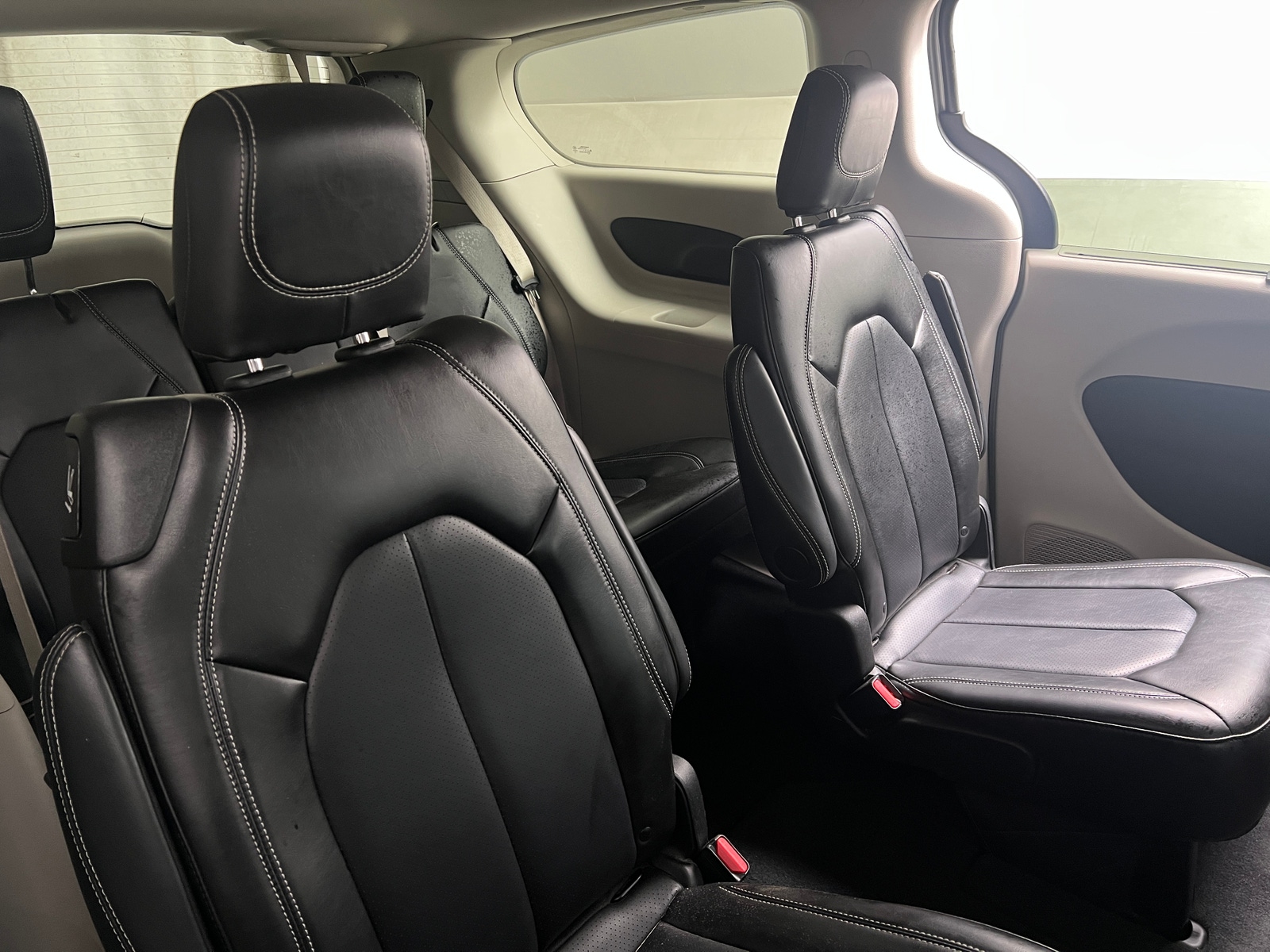Thumbnail: 2024 Chrysler Pacifica - 5