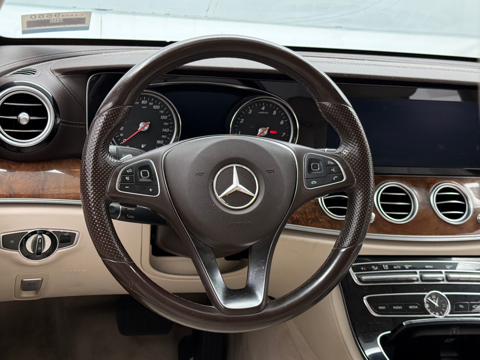 Thumbnail: 2017 Mercedes-Benz E-Class - 4