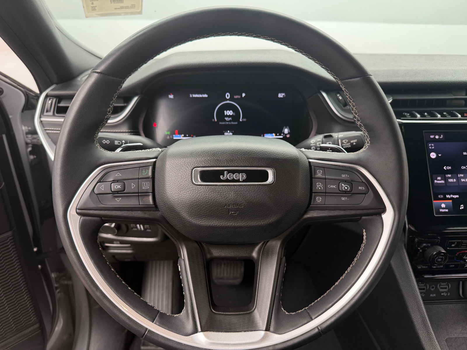 Thumbnail: 2024 Jeep Grand Cherokee - 4