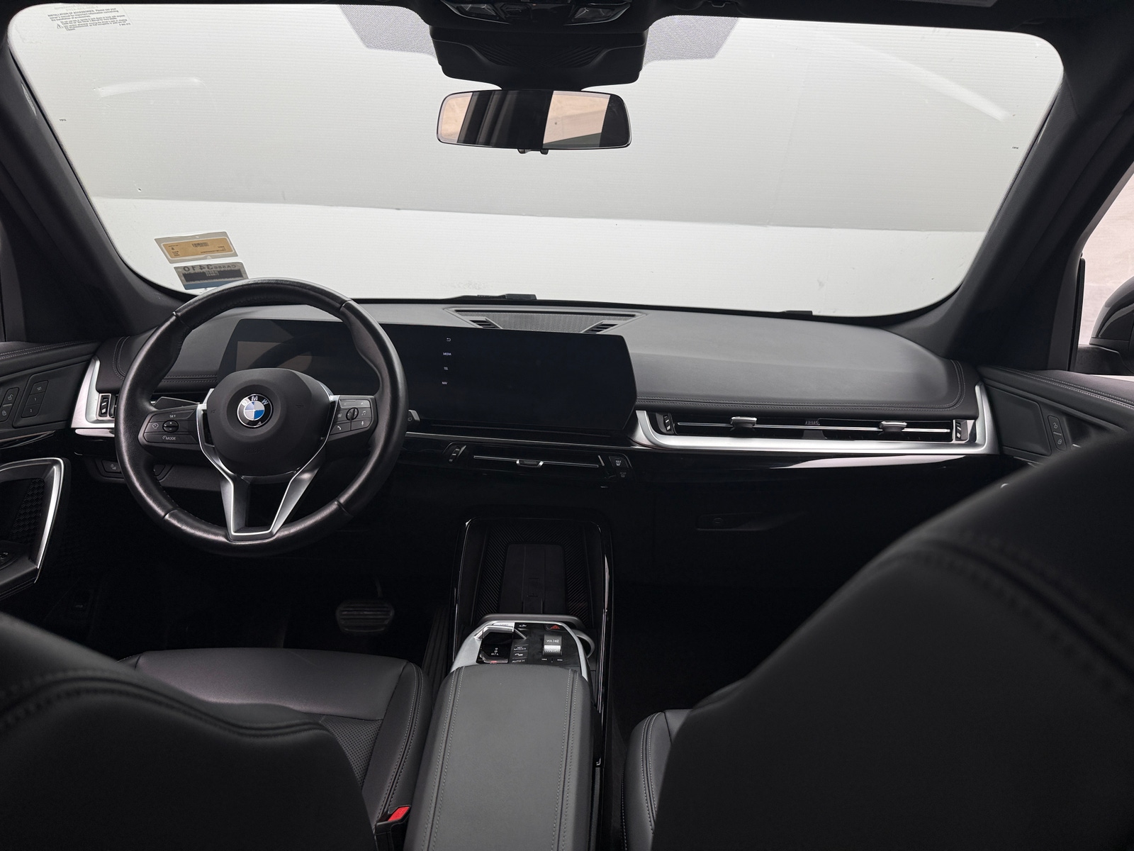 Thumbnail: 2025 BMW X1 - 2