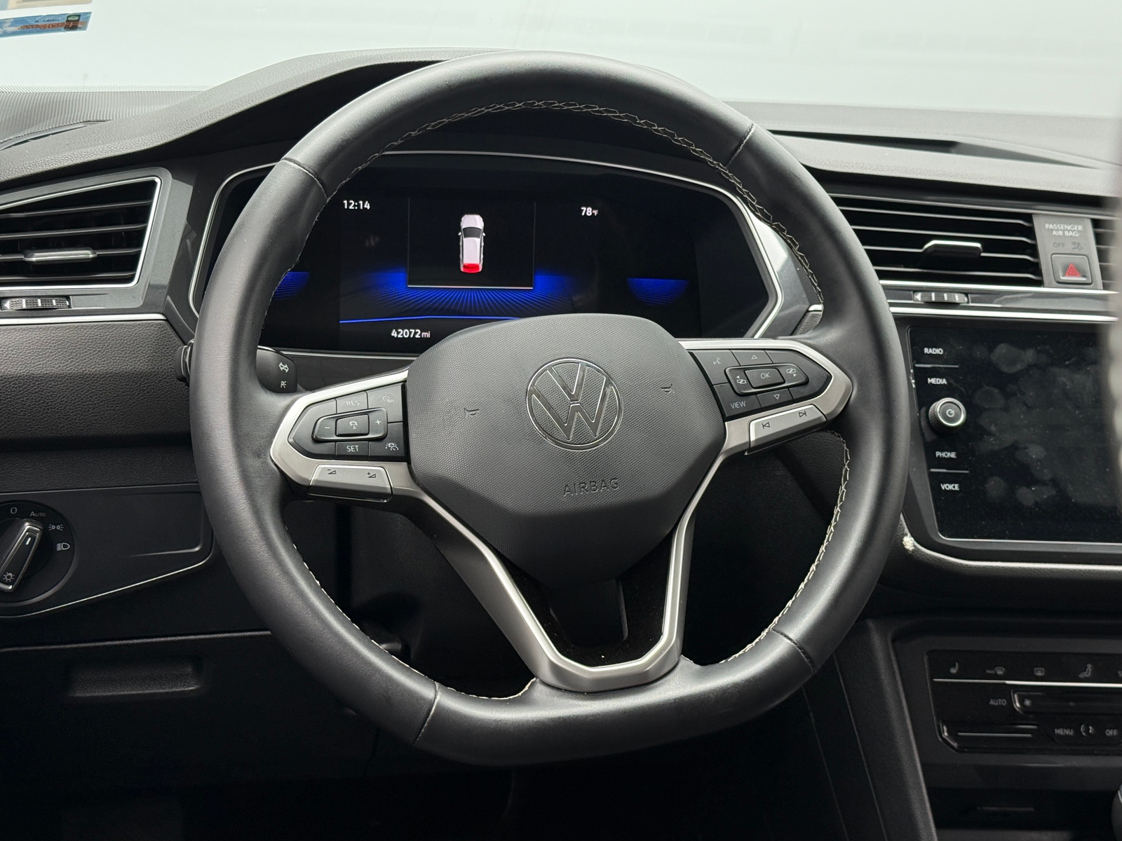 Thumbnail: 2024 Volkswagen Tiguan - 4