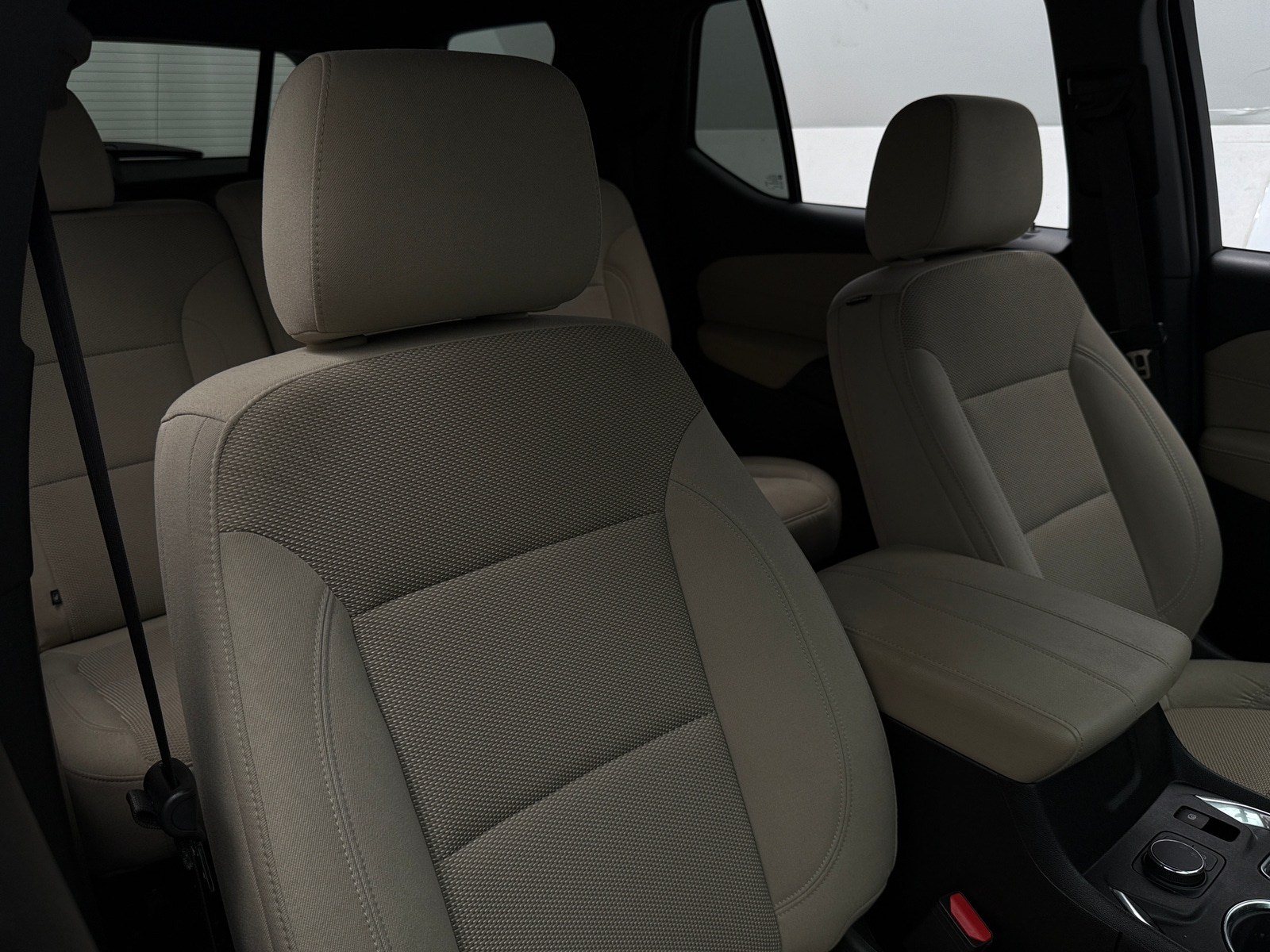 Thumbnail: 2023 Chevrolet Traverse - 2