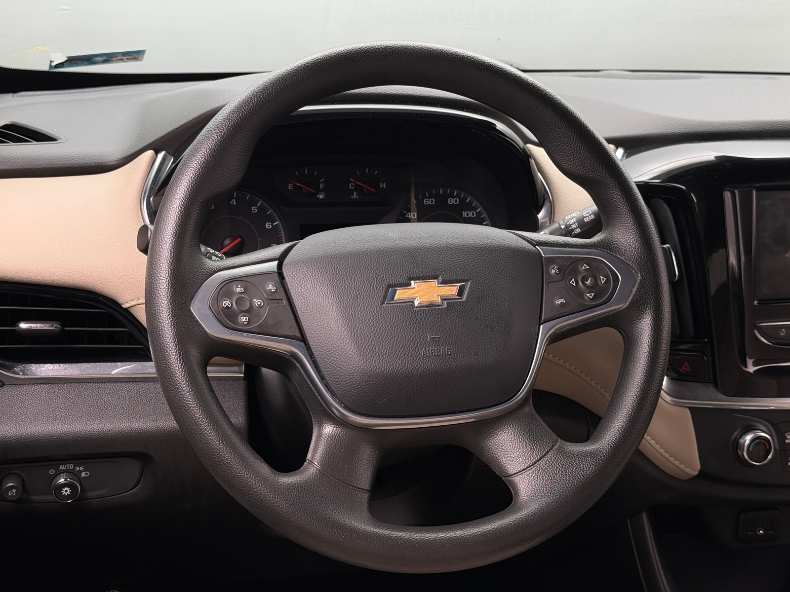 Thumbnail: 2023 Chevrolet Traverse - 5