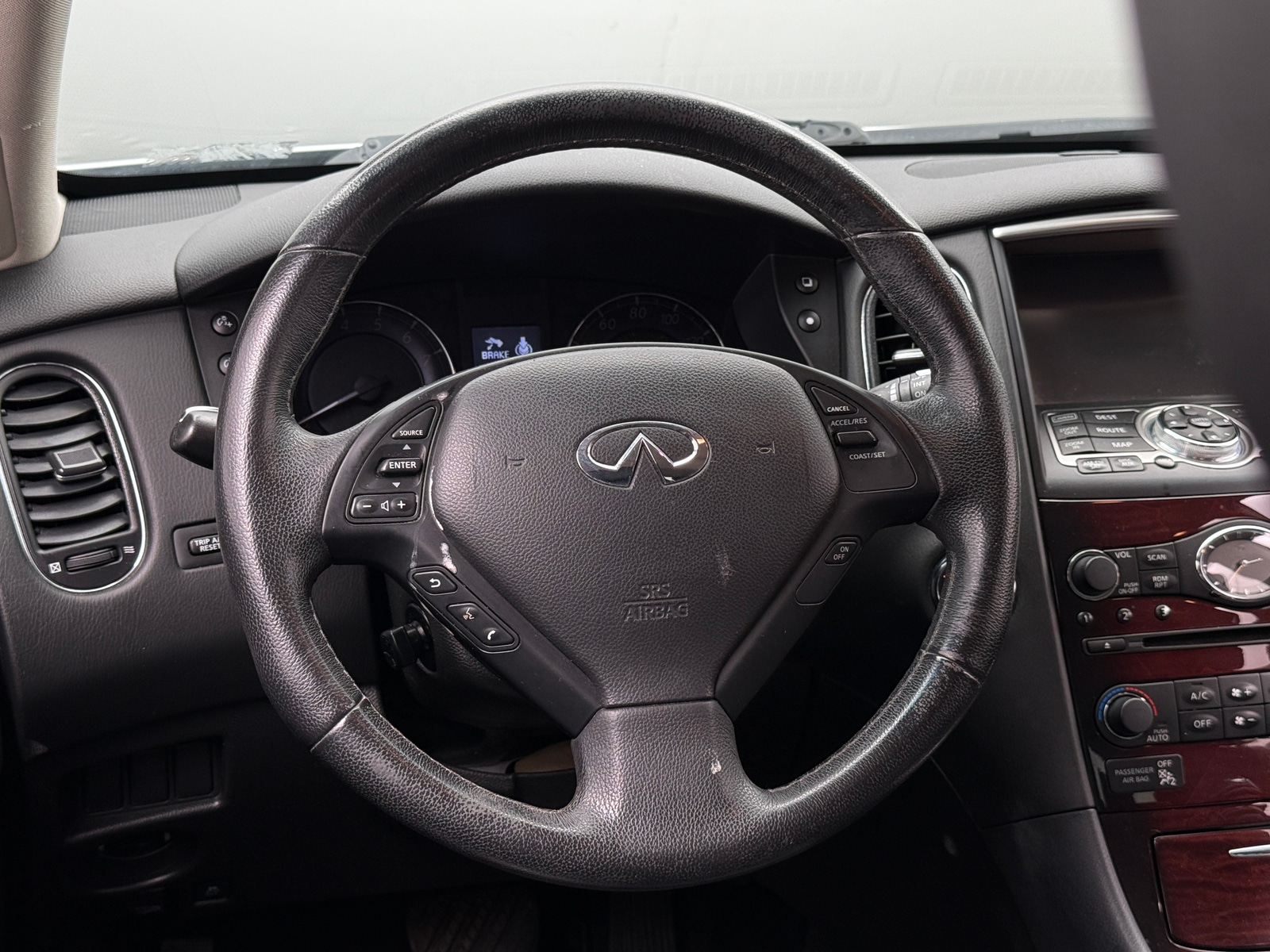 Thumbnail: 2017 INFINITI QX50 - 4