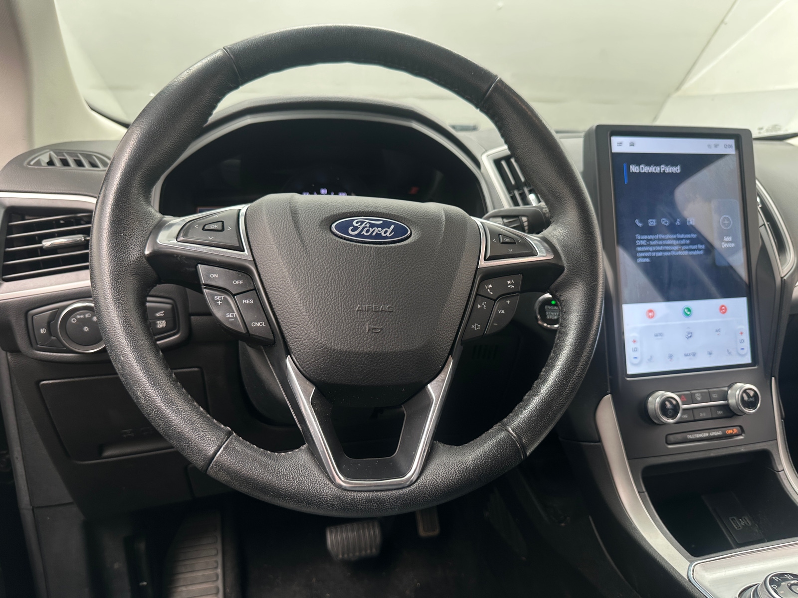 Thumbnail: 2022 Ford Edge - 4