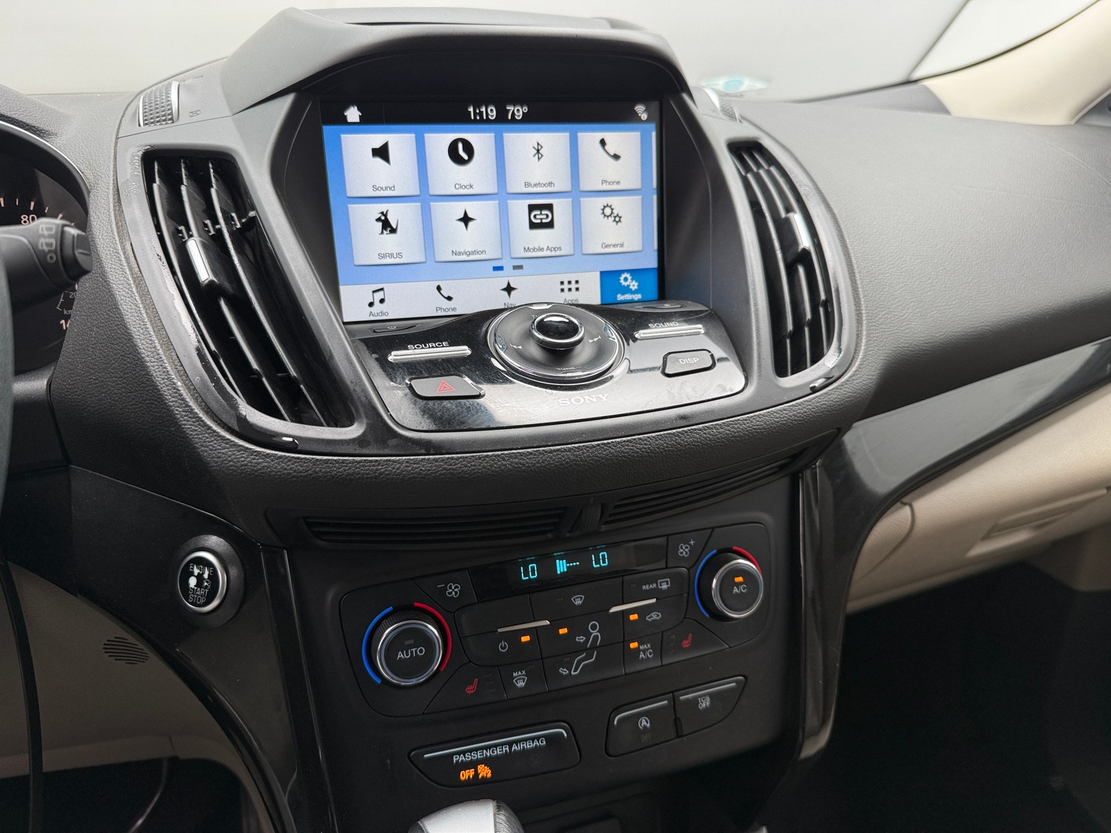 Thumbnail: 2017 Ford Escape - 3