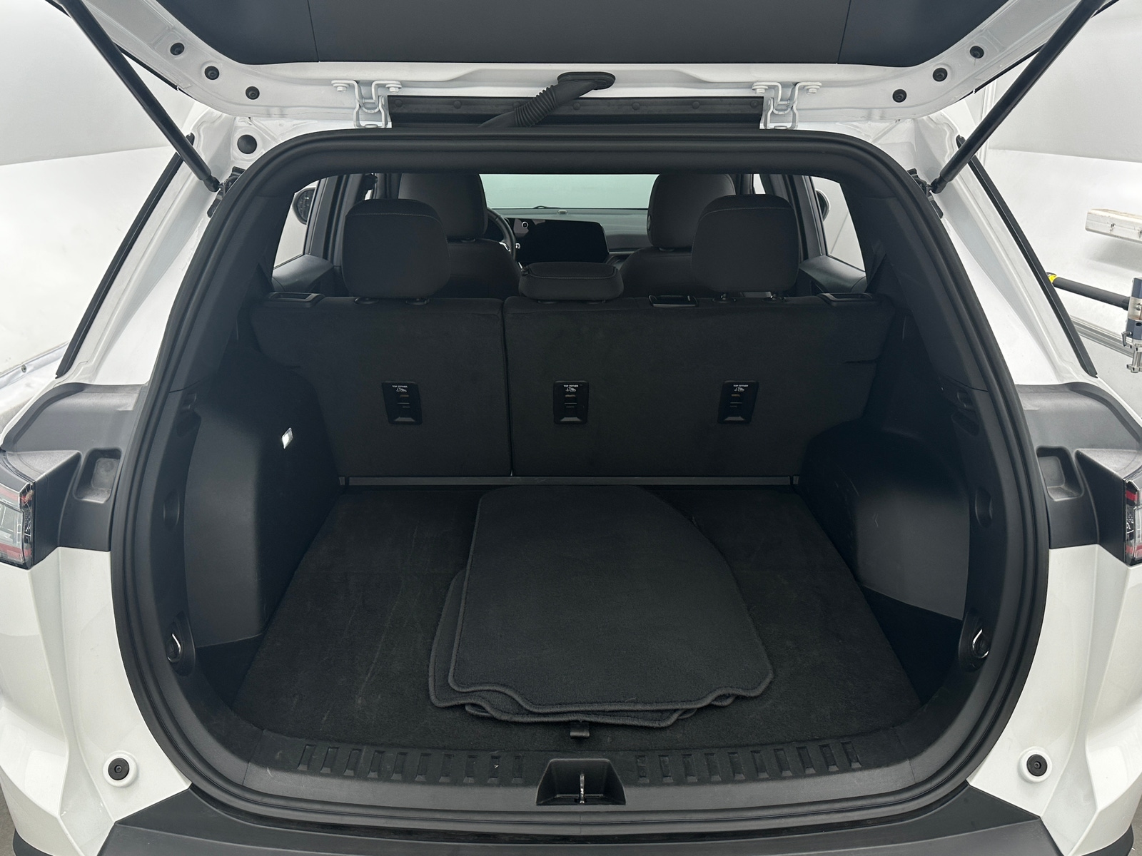 Thumbnail: 2025 Chevrolet Equinox - 7