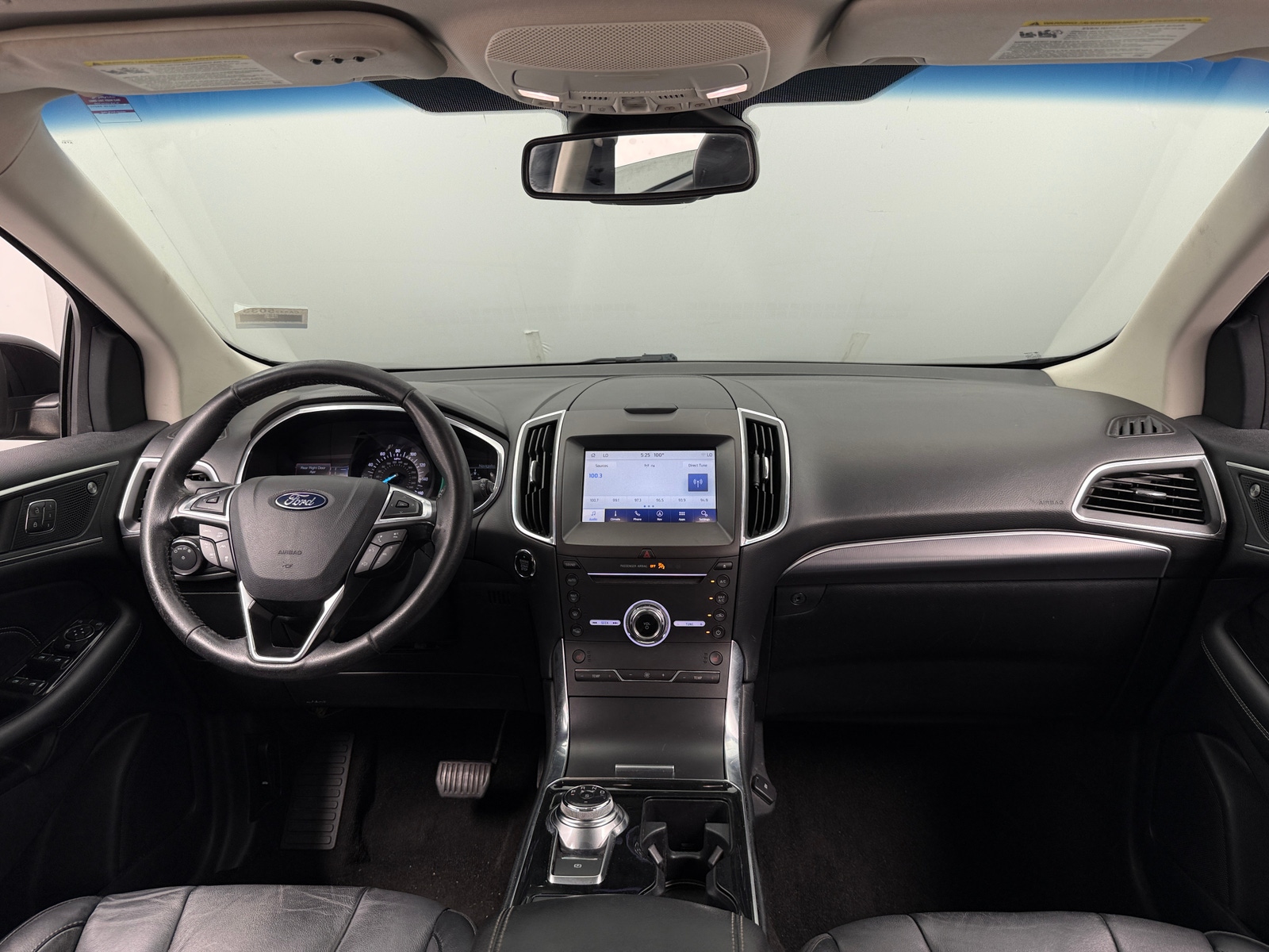 Thumbnail: 2019 Ford Edge - 2